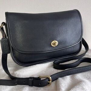 Vintage Coach 9790 Black Leather City Bag